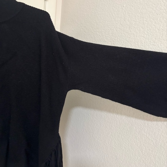 *New with tag* Nordstrom Women's Black mock neck black Sweater with side Fringe - Picture 9 of 14